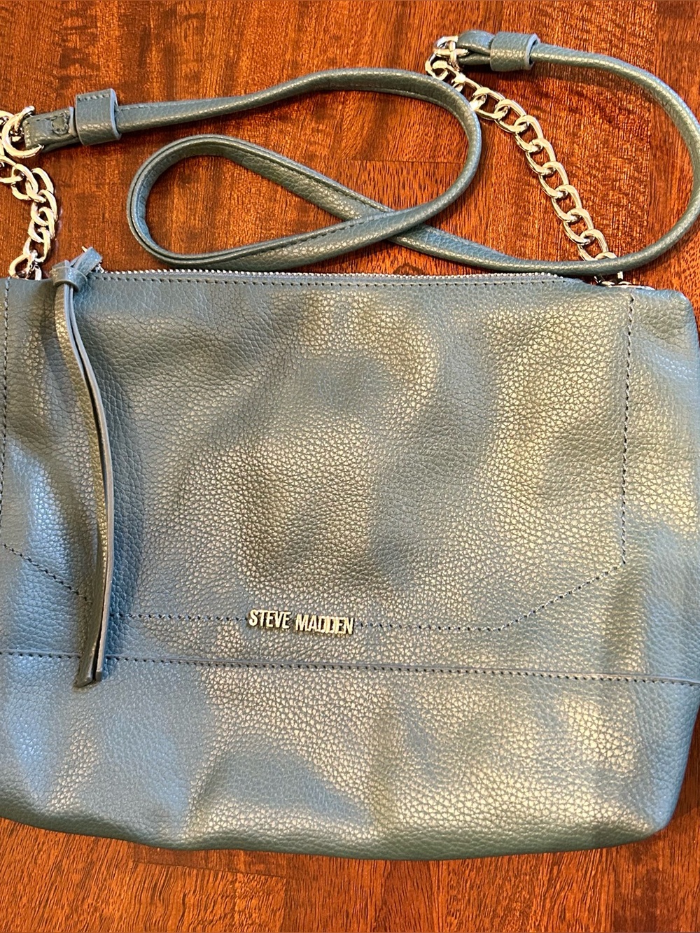 Steve Madden light Teal Crossbody Bag with chain detail. Nice condition